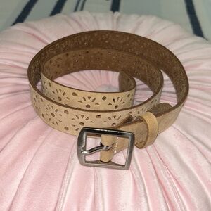 SM Women’s Leather Belt - EUC